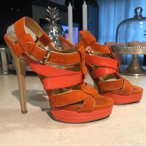 3/20$ Orange Aldo Pumps Size 36 ( Fits a US 7** ) - Picture 2 of 6